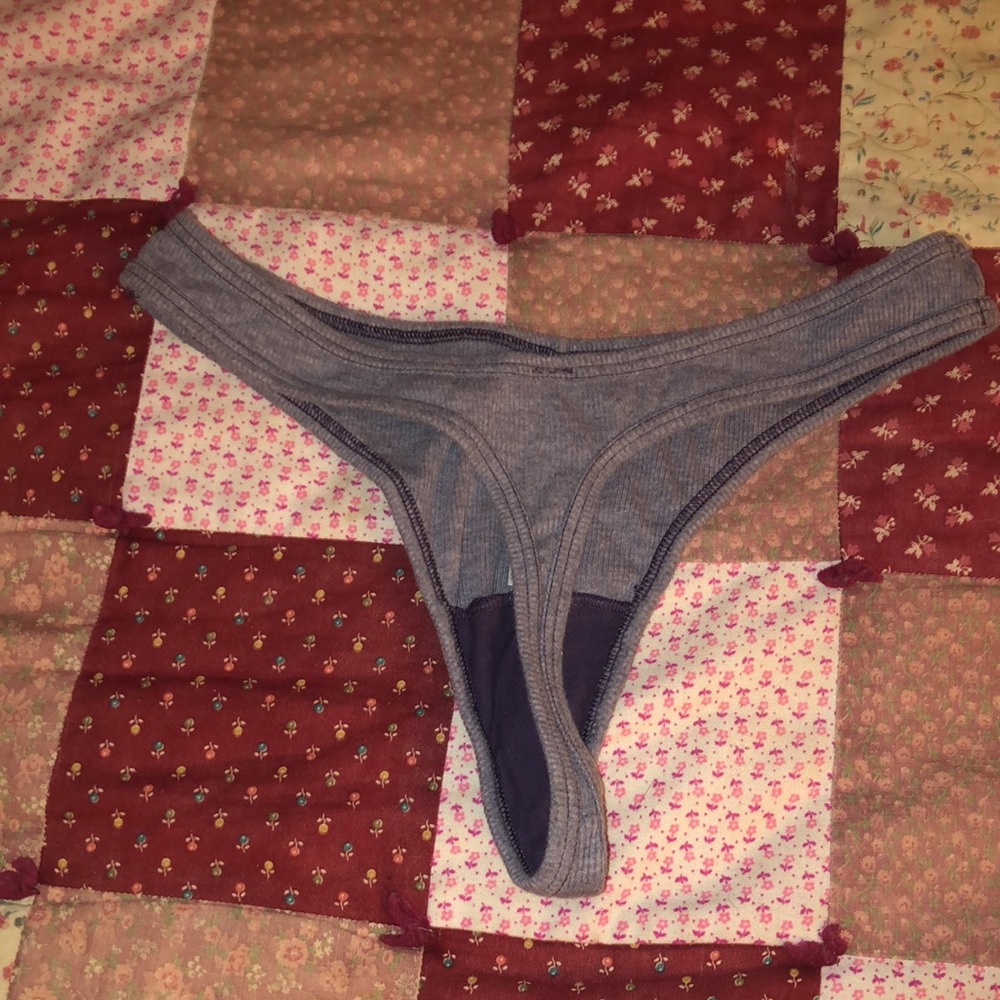 Thong - Picture 2 of 2